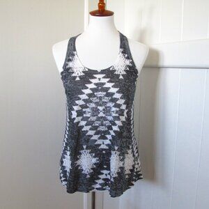 Enti | Black and White Geometric Racerback Scoop